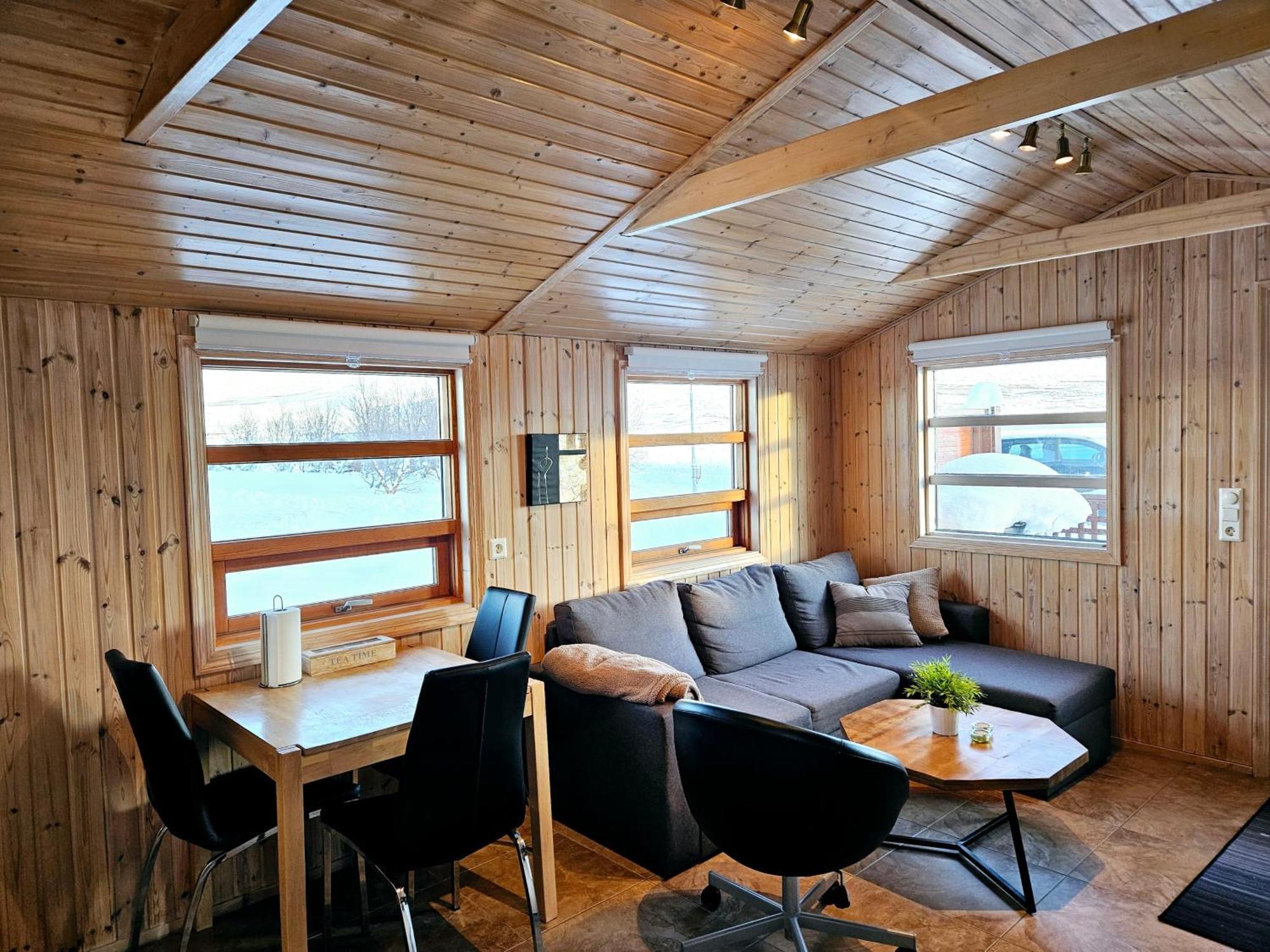 Aurora Vacation Homes Fagravik Akureyri Oda fotoğraf
