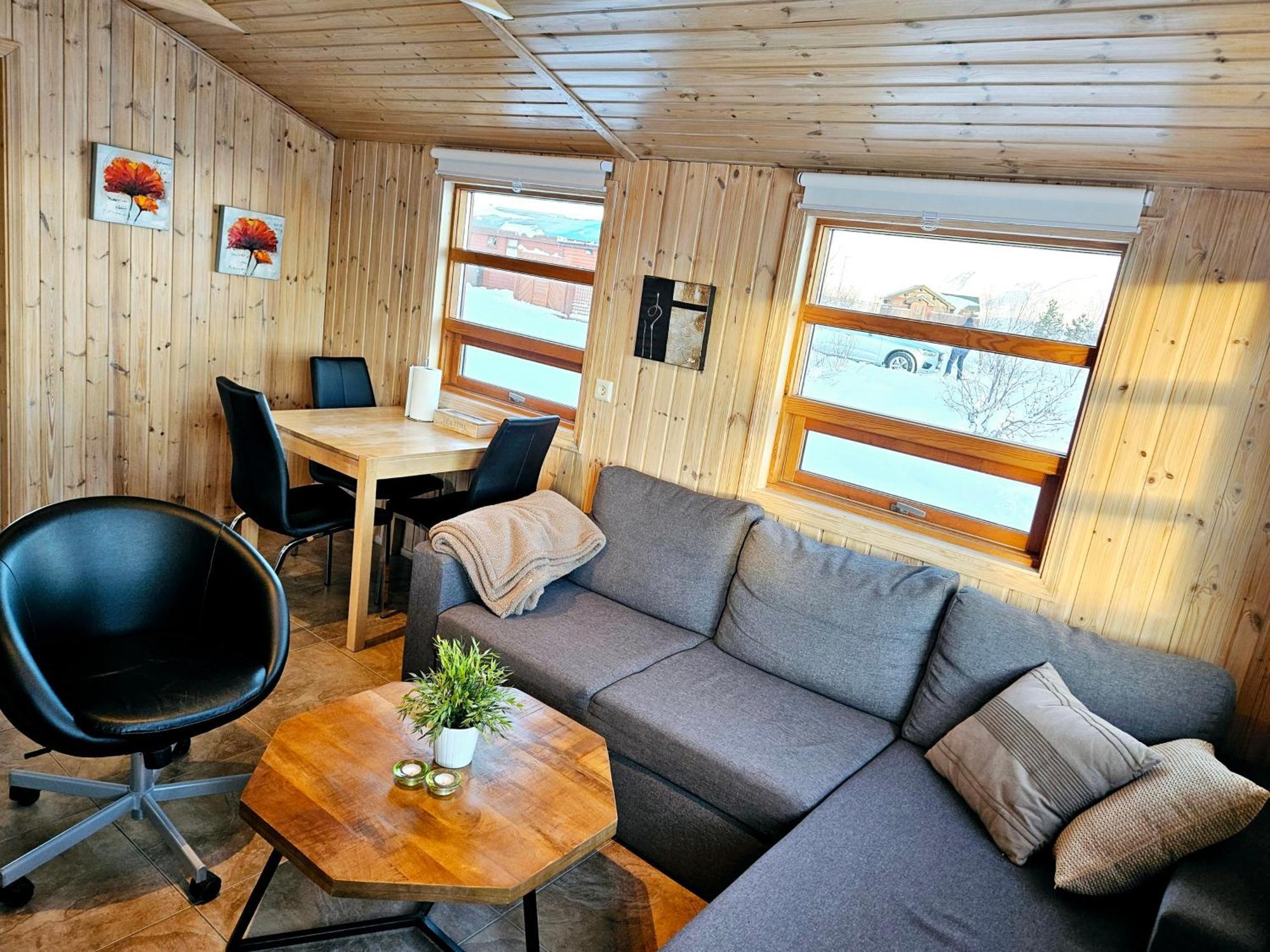 Aurora Vacation Homes Fagravik Akureyri Oda fotoğraf